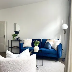 https://apt-the-blue-viecation.vienna-besthotels.com